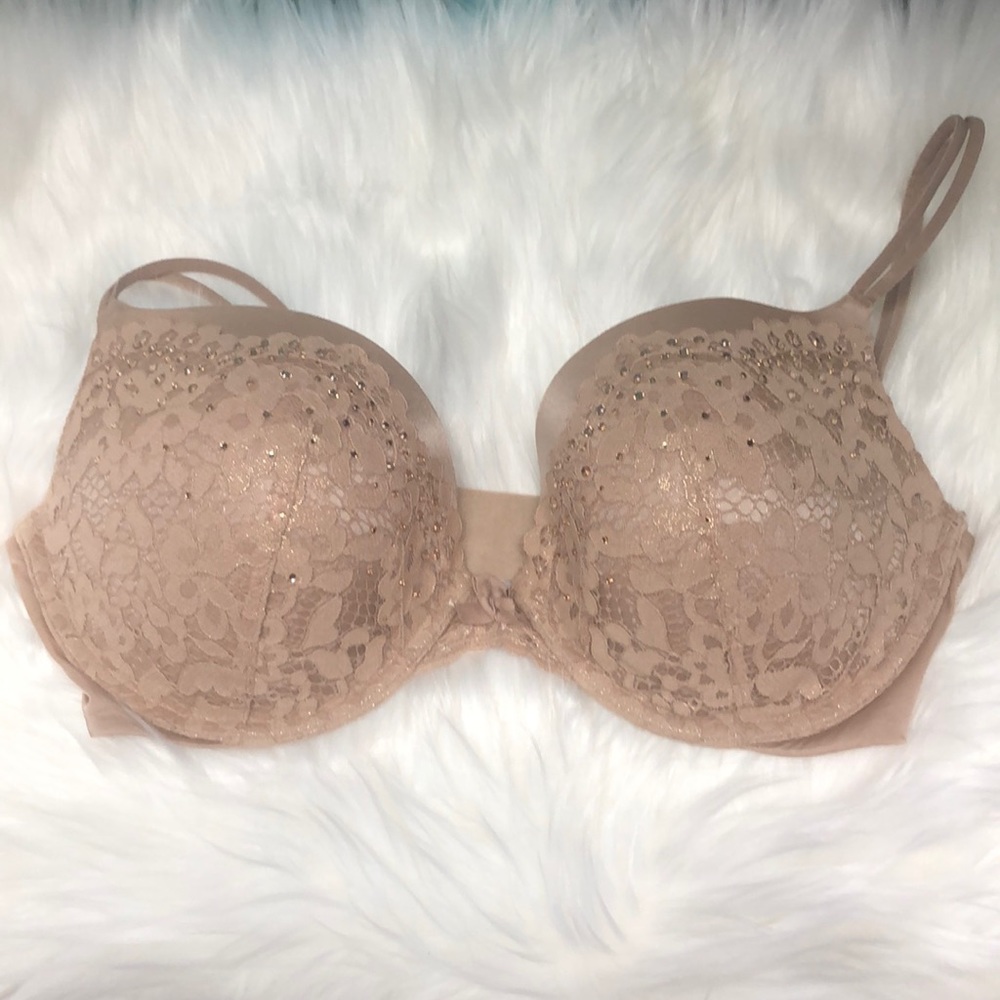 Victoria’s Secret Beaded bra, 34DD